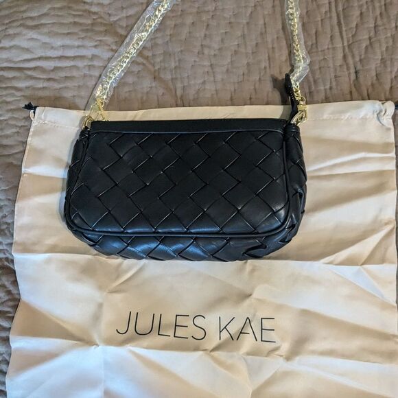 🖤✨ Jules Kae Faux Black Bag with Gold Chain – Brand New with Dust Bag 🖤✨ - Picture 6 of 8